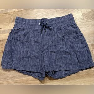 Athleta Cabo Linen Textured Shorts.